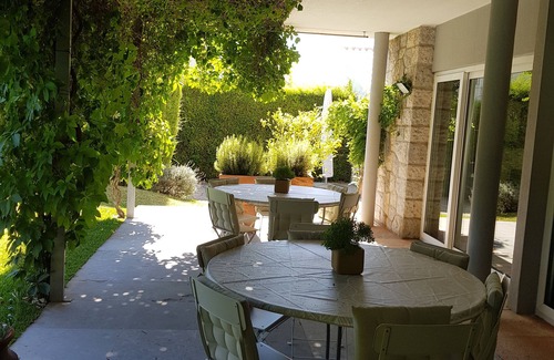 Cascais House | Large house with pool and barbecue near the center of Cascais