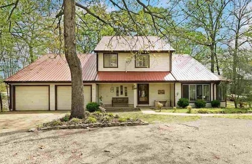 Lutts House | Large Lake House on Pickwick Lake
