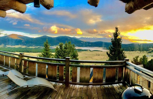 Les Angles Ski Chalet | Large luxurious log cabin