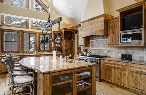 Incline Village House | Large Luxury 6 bedroom Family Home