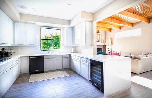 Palm Springs House | Large Luxury Private Home in Andreas Hills PROMO FOR WEEKLY STAY OF 5%
