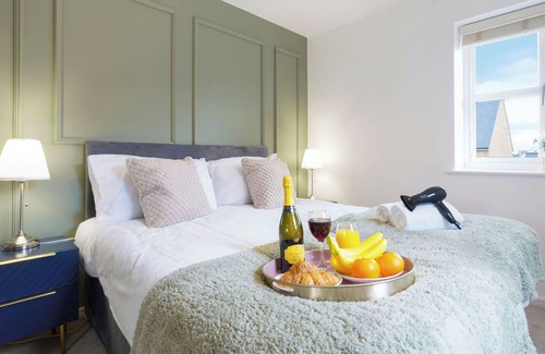 Newport Pagnell House | Large Modern 5-bed Perfect for Families