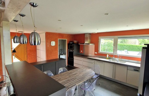 Aix-les-Bains House | Large modern house (sleeps 14) in town center - between lake and mountains