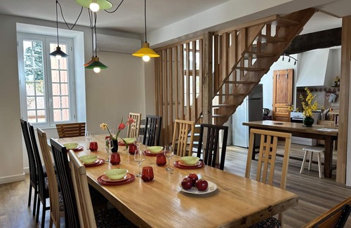 Trezelles Cottage | Large modern house for 12, garden, pets allowed