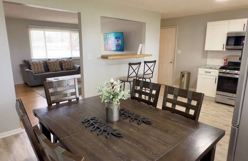 Huron House | Large Nickel Plate Beach Area Home