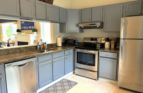 Brewster House | Large Ocean Edge House - Sleeps 8. Pools, Pickleball & Golf