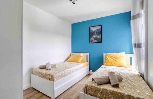 Sevran Apartment | Large-Paris, CDG, Villepinte Expo, Disney, Asterix