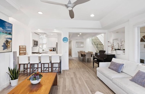 Balboa Island House | Large, patio, grill, AC, dock, garage, linens