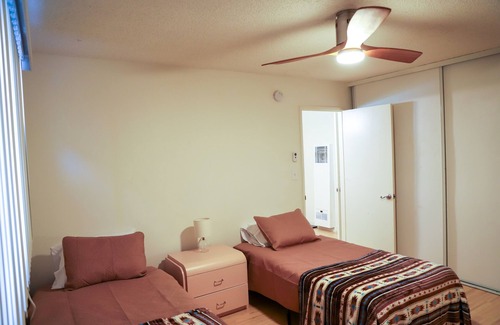 Palms Apartment | Large & Peaceful West LA Home. Centrally Located & Family Friendly.