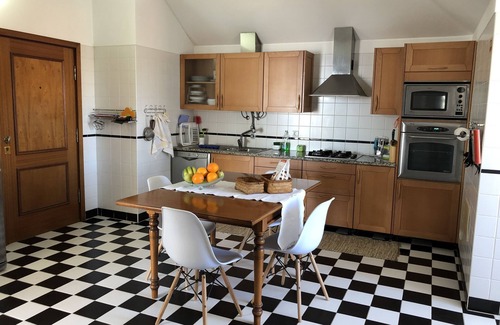 Sao Martinho Apartment | Large penthouse 160m2, quiet with sea view, in the tourist area Funchal