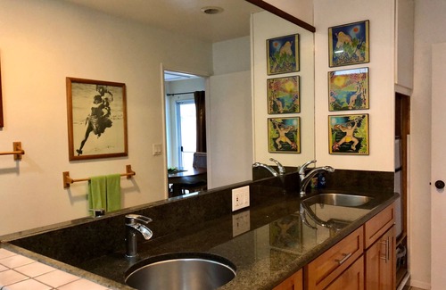 Enchanted Lake Apartment | Large & Private 1B/1B studio, fixed rate, 30-day lease, short term available.
