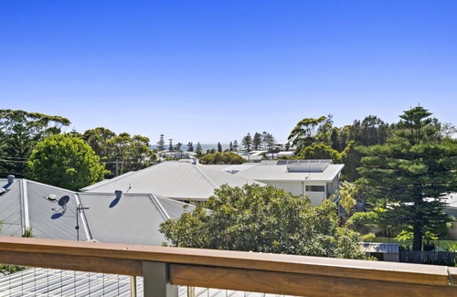 Bulli House | Large, private coastal retreat with lovely garden and short walk to the beach!