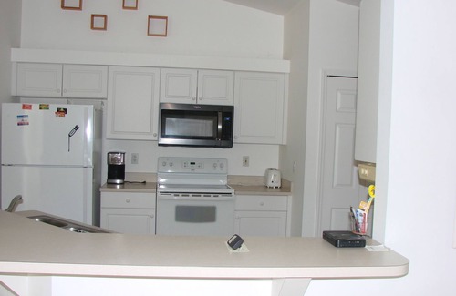 Diplomat House | Large, Private Home on Fresh Water Canal with Heated Pool