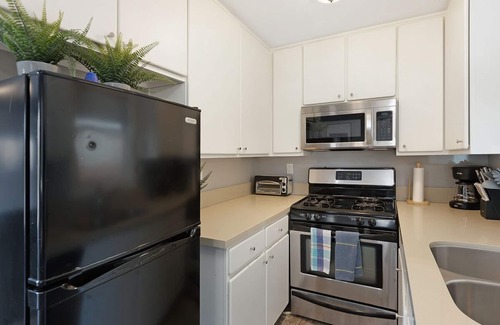 Central Mission Beach House | Large, Private Patio! 2BA/2 BA Mission Beach Home