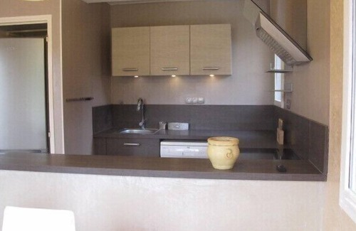 Malaucene Villa | large private pool villa, Wifi, 5 bedrooms, 2 bathrooms, 10 people