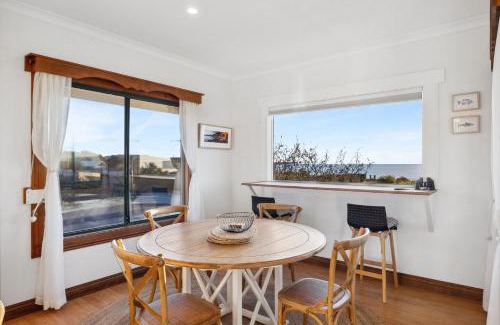 Peppermint Grove Beach House | Large Renovated Home with Ocean Views for Family Fun in Peppermint Grove Beach