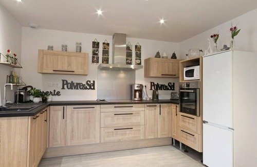 Le Cercueil Cottage | Large restored house with pond, pets allowed, up to 12 people