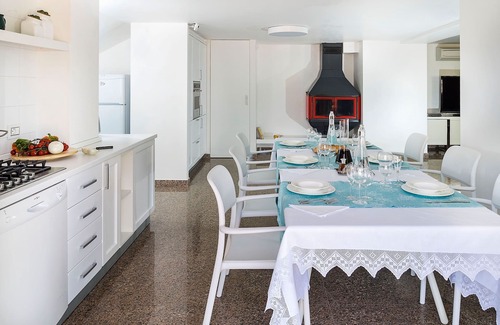 Marina di Modica Villa | Large Sicily villa rental on the seaside near Modica with pool, AC, Wi-Fi, Southern coast Sicily,