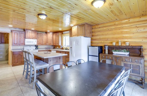 Sterling Cabin | Large Sterling Cabin < 1 Mi to Palisade State Park