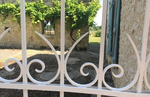 Castillonnes House | Large stone house with pool, quiet, 16 people.