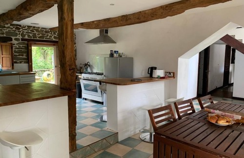 Roz-Landrieux House | Large stone house in a green setting