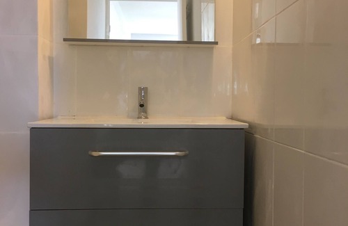 Saint-Denis Apartment | Large studio - 2 persons