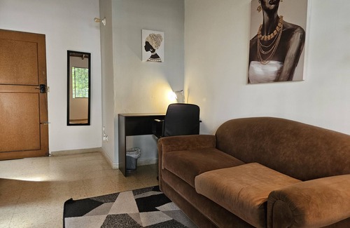 Astorga Apartment | Large Studio Apartment With Balcony, Poblado