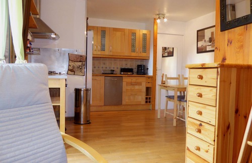 Doussard Apartment | Large studio for 4 pers. at the edge of Annecy lake