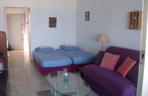 Villeneuve-Loubet Condo | Large studio sea view and stunning harbor