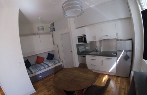 Biarritz Apartment | Large studio in Biarritz next to the Thalassotherapy center on Miramar beach