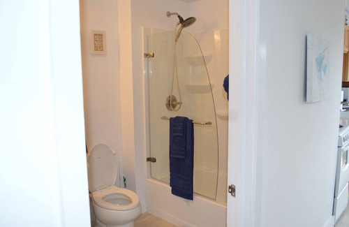 Stinson Beach Apartment | Large Studio with wrap around deck above Stinson Beach & near many hiking trails