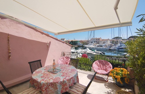 Port Grimaud Apartment | Large sunny terrace, internet, air conditioning and garage