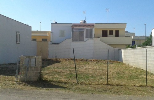 Torre San Giovanni Apartment | Large terraced house just renovated, with air conditioner in the room