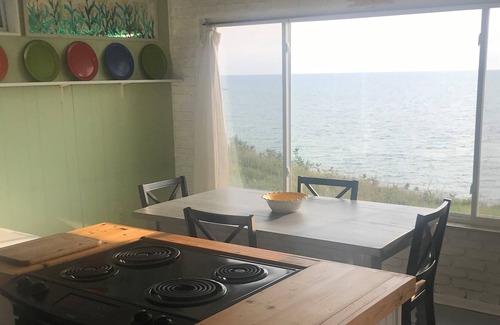 Norton Shores Cottage | Large three bedroom cottage sitting on Lake Michigan bluff in the Muskegon area.