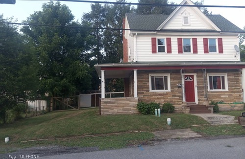 Hawk Run House | Large three-bedroom home in downtown Philipsburg.