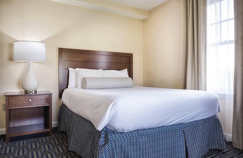 The Point Resort | Large Two Bedroom resort steps from Long Wharf, Downtown Newport
