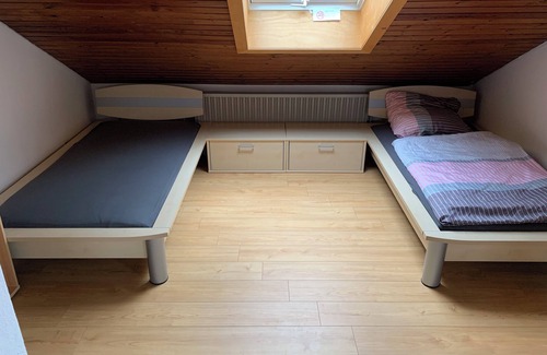 Hochstadt a. Main Apartment | Large vacation apartment/fitter's apartment on the outskirts of the village in a quiet location