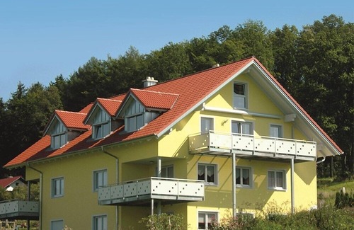 Perlhutte Apartment | Large vacation apartment (70sqm) with balcony and garden