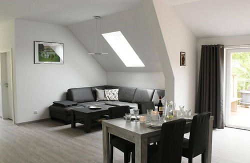 Taura Apartment | Large vacation apartment - Alpacas in the Chemnitz Valley