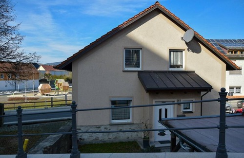 Furth im Wald Apartment | Large vacation home (116sqm) with garden