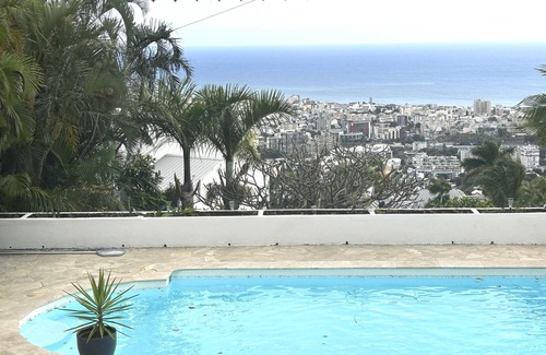 La Providence House | Large villa with pool