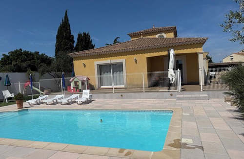 Bessan House | Large villa with pool, pool house, quiet 15 minutes from the beach