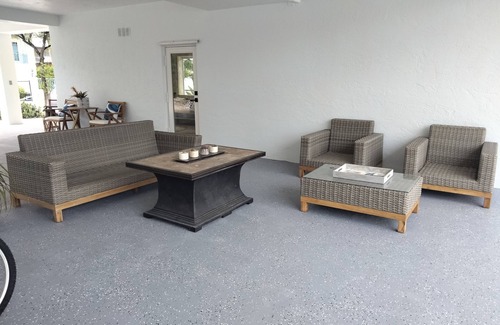 Islamorada House | Large Waterfront Home with 80 ft Dockage and Boat Lift with Pool In Islamorada