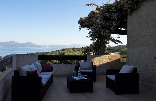 Portigliolo Villa | Large welcoming villa with sea view and private pool, classified 4 stars
