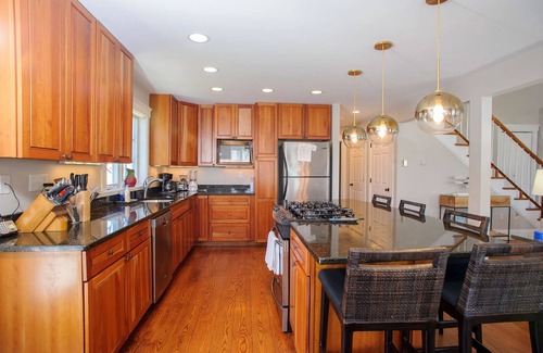 Katama House | Large, well-kept home just outside of Edgartown. 2026 bookings start early sep