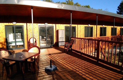 La Chapelle-Aubareil Ski Chalet | Large wooden chalet in the middle of the forest a stone's throw from Sarlat and Lascaux