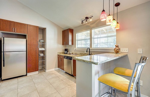 Medical Center District House | Large Yard: Home 9 Mi to San Antonio River Walk