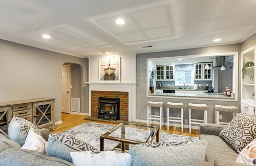 New Albany House | Large Yard w/Pond: Family Retreat in New Albany!