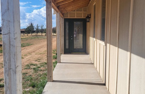 Laramie House | Lariat Lodge