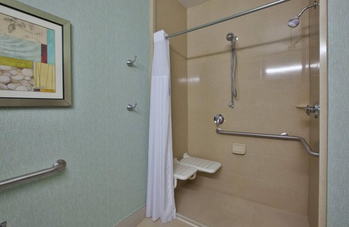 South Bend Hotel | Larkspur Landing South Bend